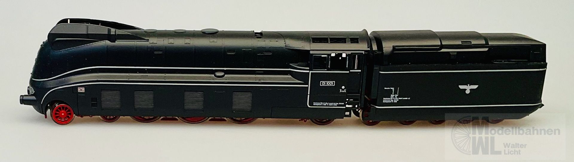 Roco 63205 - Roco - Dampflok BR 01 1001 DRG Ep.II Stromlinie H0/GL